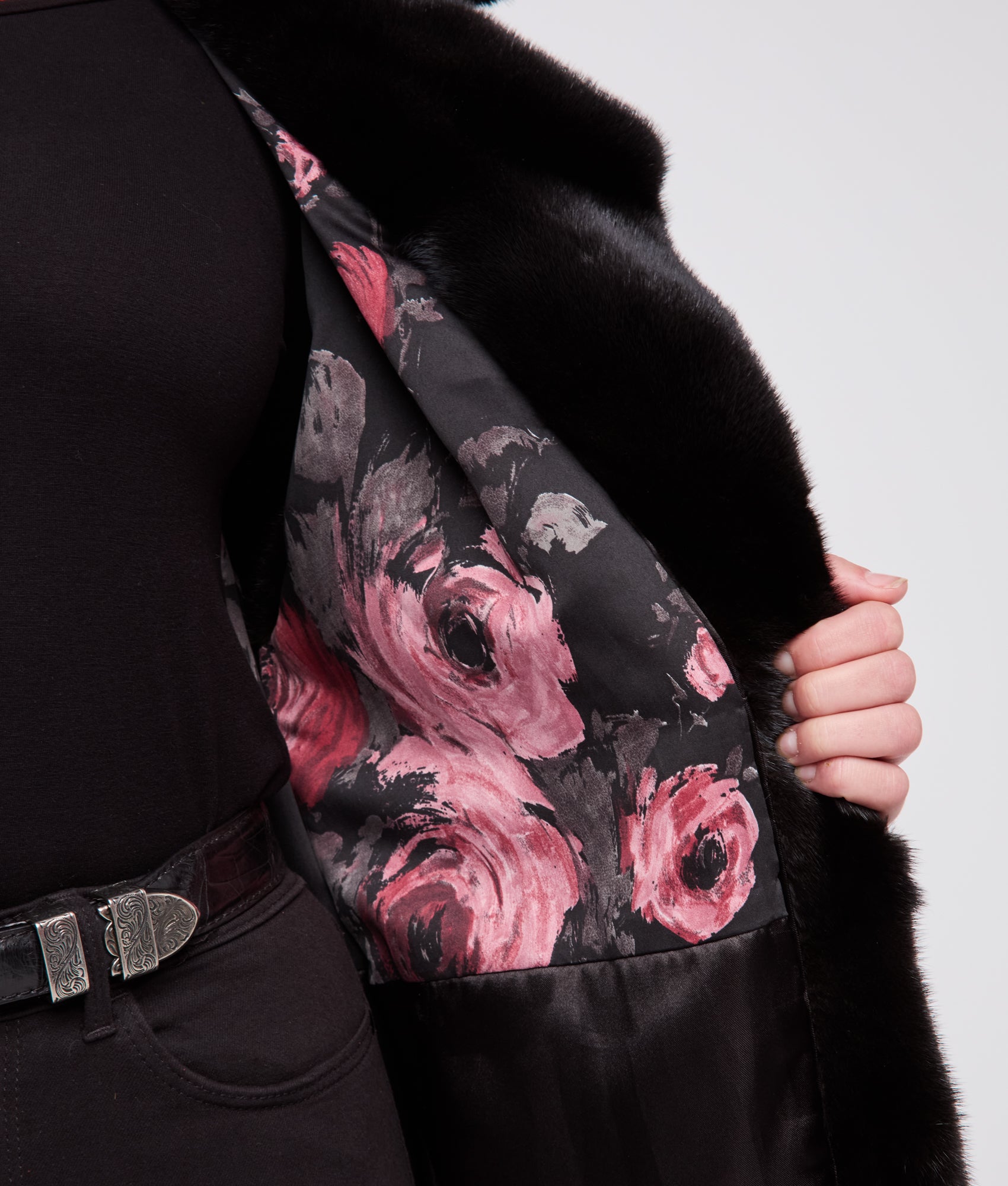 Andrea Sleeveless Fur Coat :: Black - Image 14