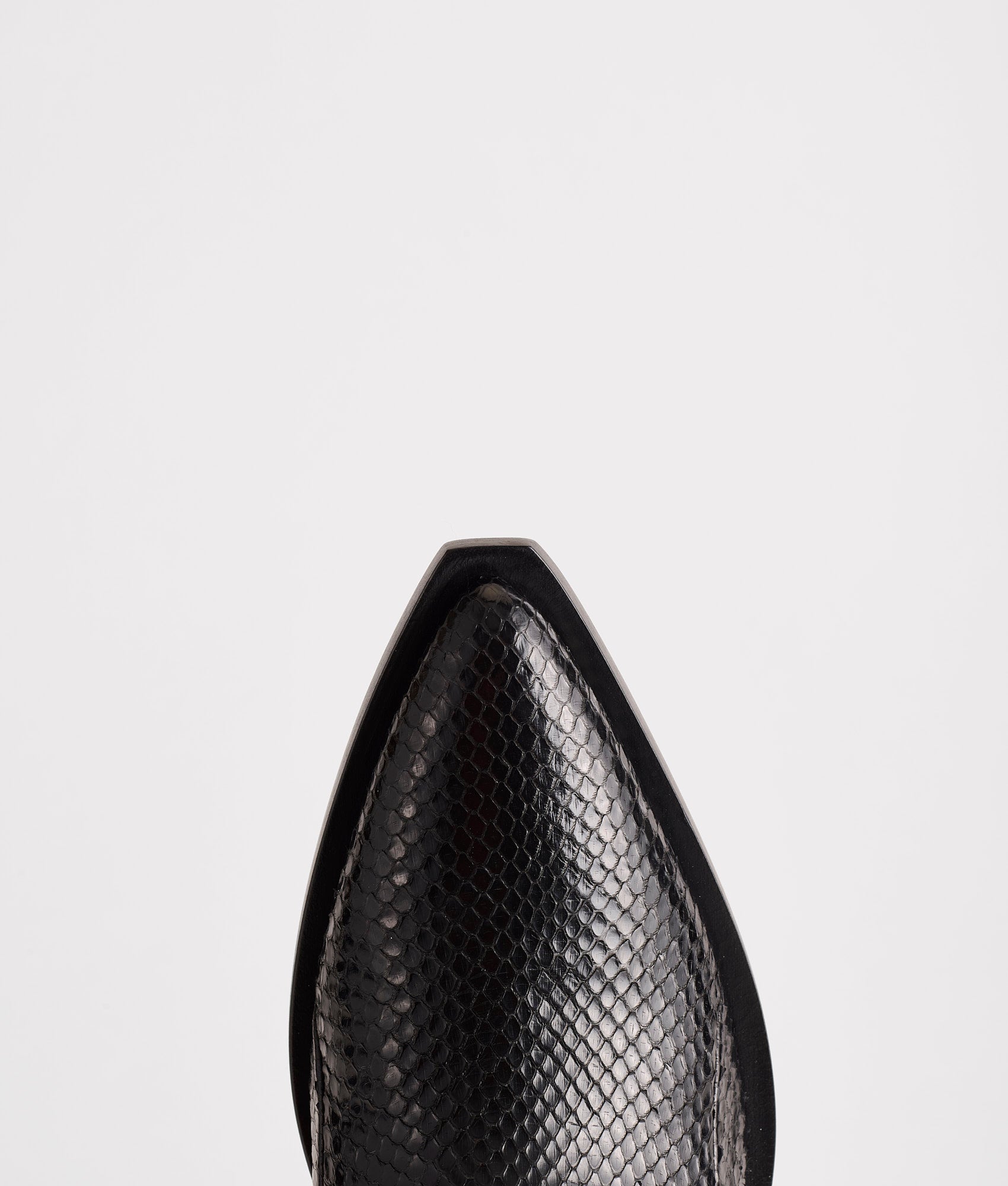 Vita :: Black - Image 7