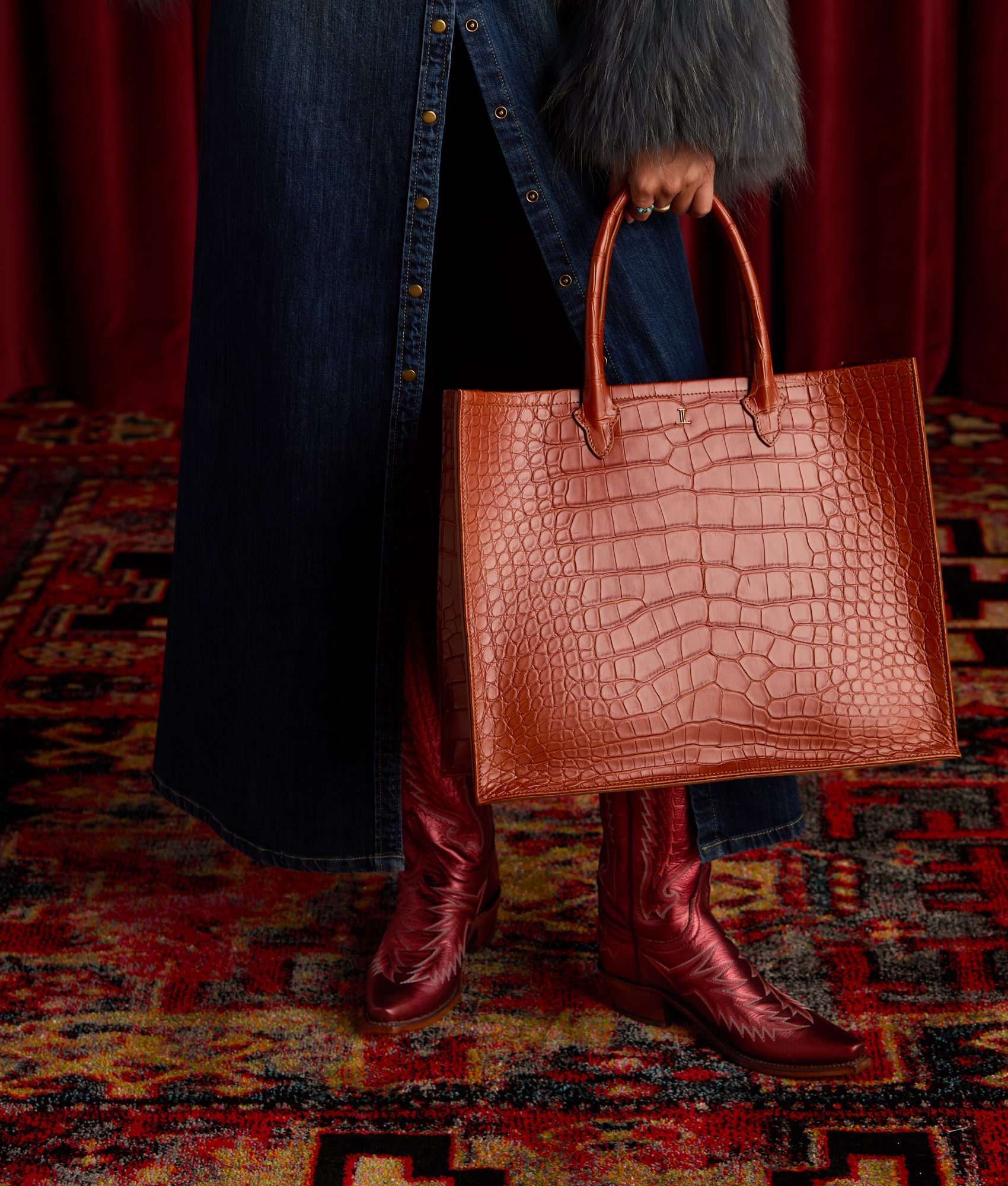 Large Alice Exotic Book Tote :: Honey - Image 5