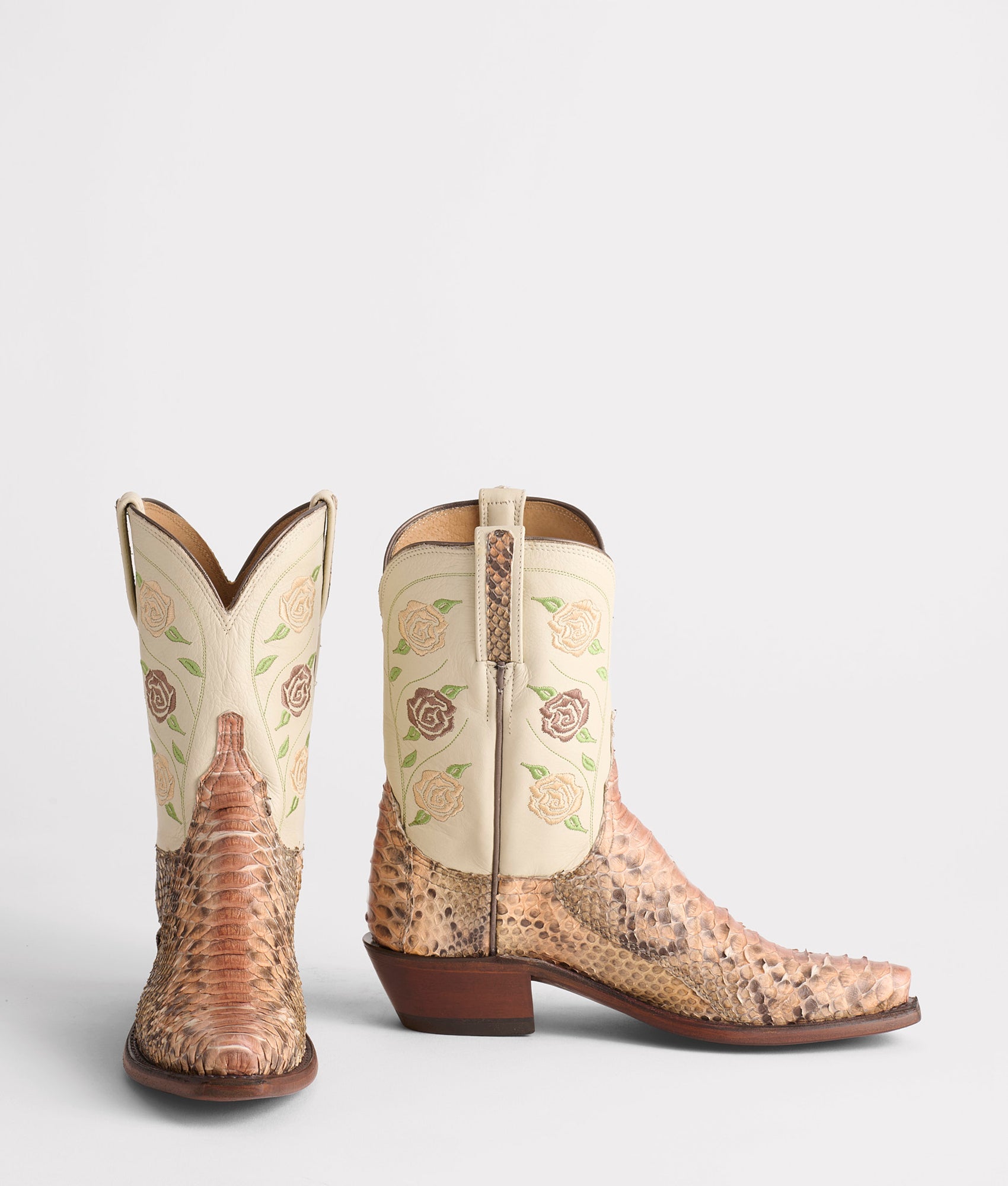 Loveless :: Tan - Image 2